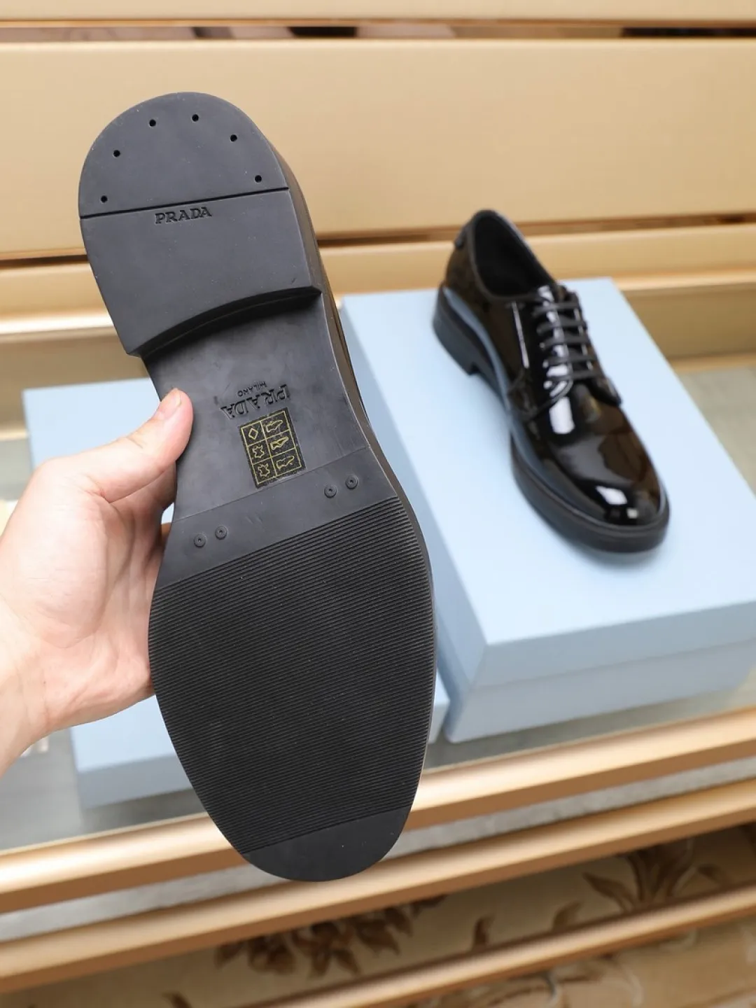 P640💰🔥《PRADA》👏Latest • High-end top brand luxury ~ purchasing agency, top quality. New fashionable business men's shoes🔜The uppers are made of original open-edge beaded cowhide➕cowhide·lining, with fine workmanship. The original stylish and soft combination wear-resistant and non-slip outsole is light and comfortable on the feet. The real thing looks better in real life. Size: 38/45